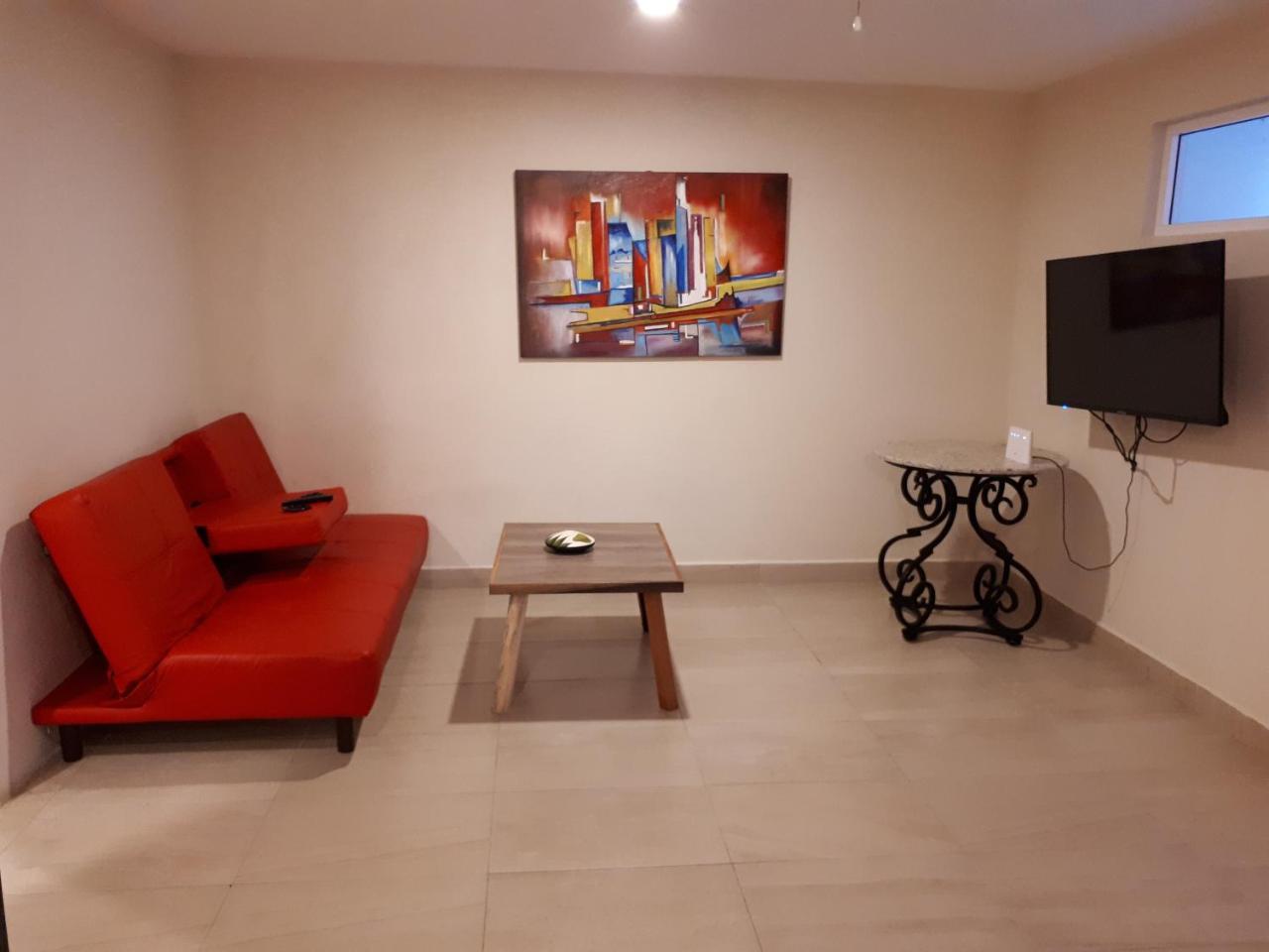 Brisas 10 Beachside Suites カンクン エクステリア 写真